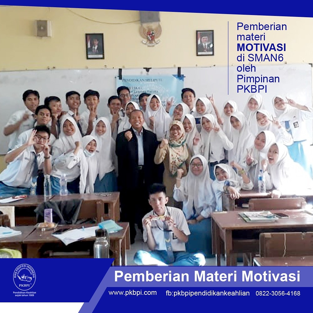 Direktur Kursus Komputer Surabaya, Lembaga PKBPI memberikan Motivasi kepada Siswa SMA Negeri 6 Sby